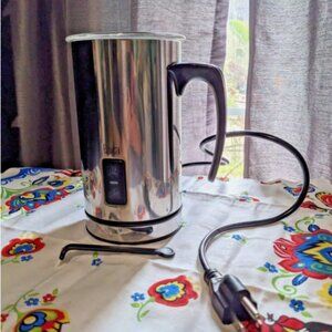 Electric Milk Frother & Heater Model #82473 Stainless Steel, Used good condition